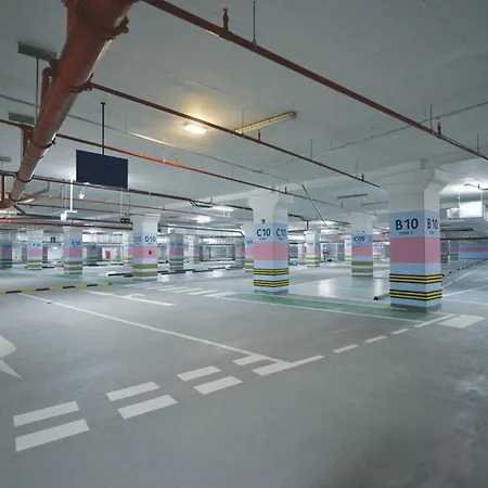 Apartmán Luxusný Penthouse Nad Jazerami 230 M2, 2x Garáž, Wifi Senec