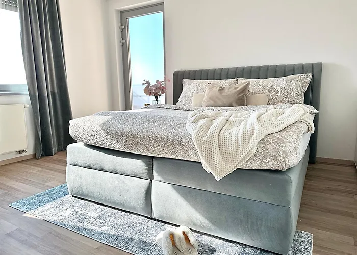 Luxusný Penthouse Nad Jazerami 230 M2, 2x Garáž, Wifi